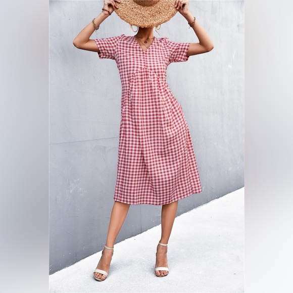 Plaid V-Neck Short Sleeve Dress - Picture 5 of 6